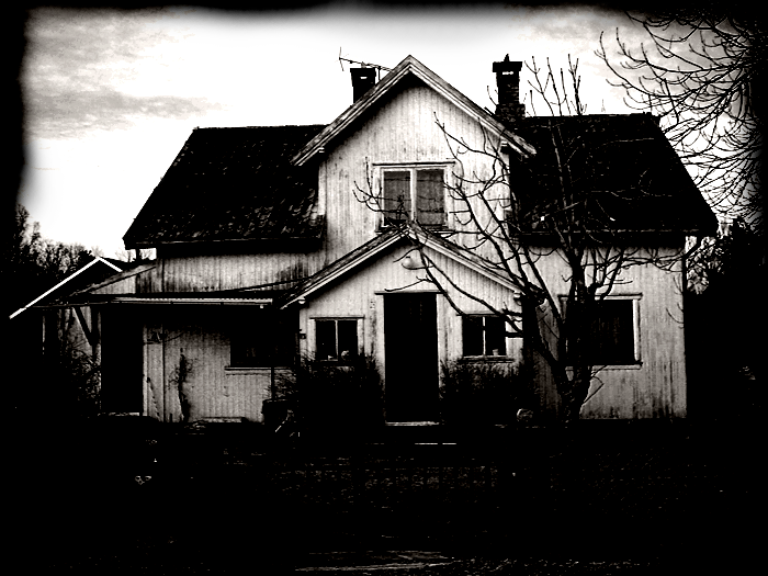 Creepy_House